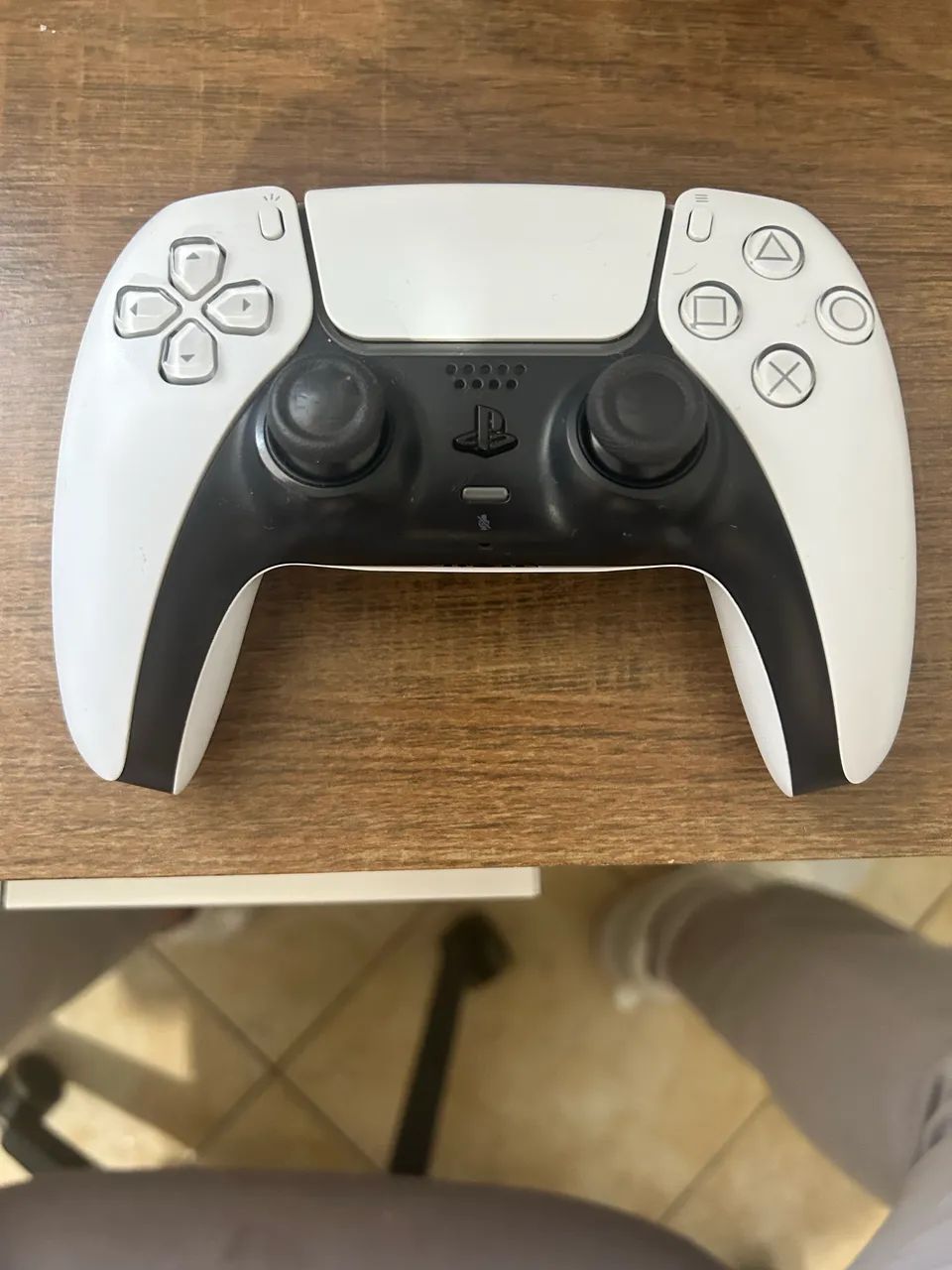 Controle PS5 DualSense Branco - Original e Perfeito Estado - Foto 3