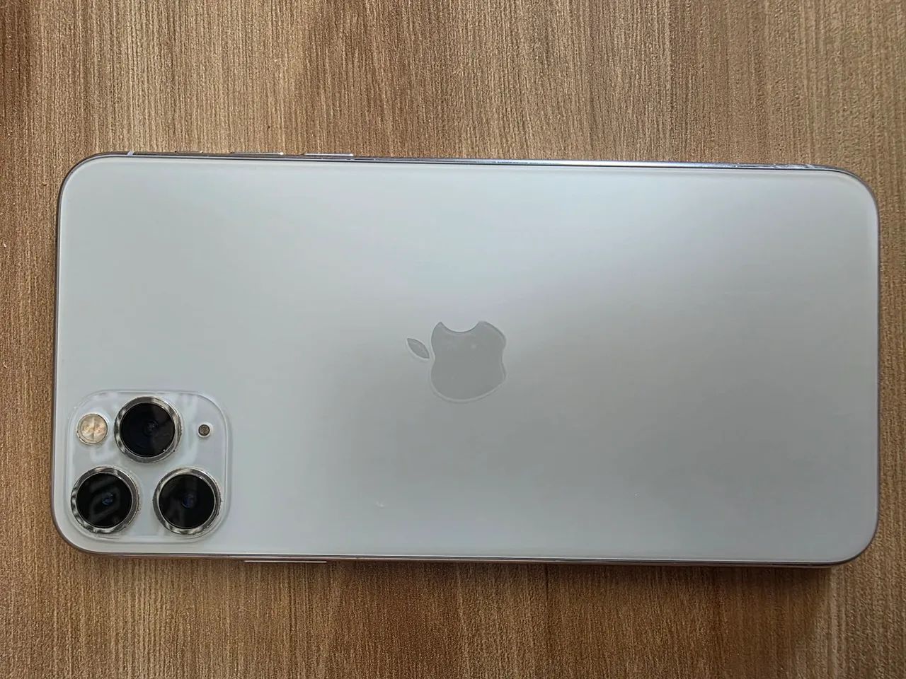 iPhone11pro LS – (seminovo) SILVER 64GB Pro 11 iPhone シルバー　64GB 携帯電話本体