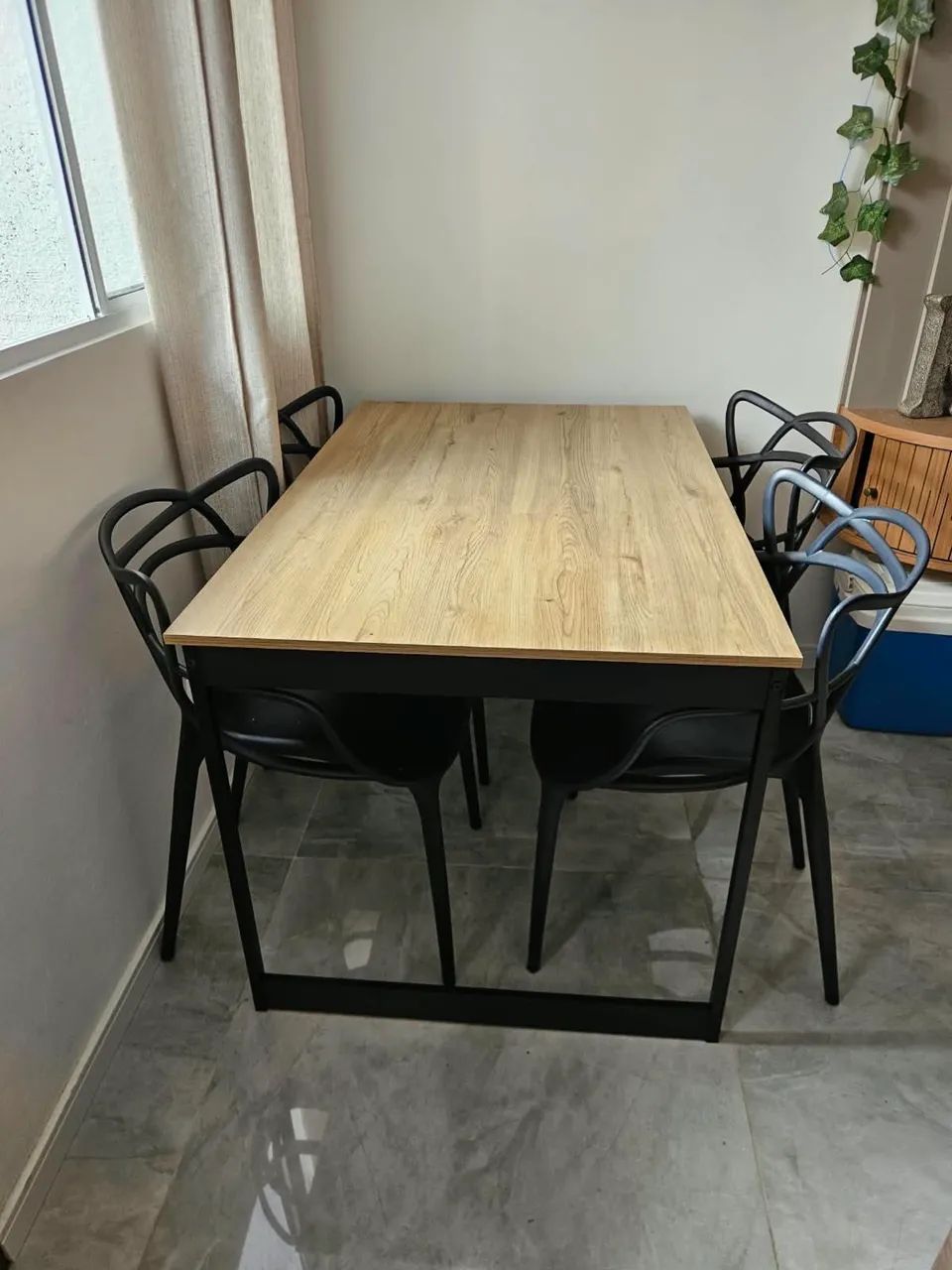 Vendo mesa 4 cadeiras - Foto 5