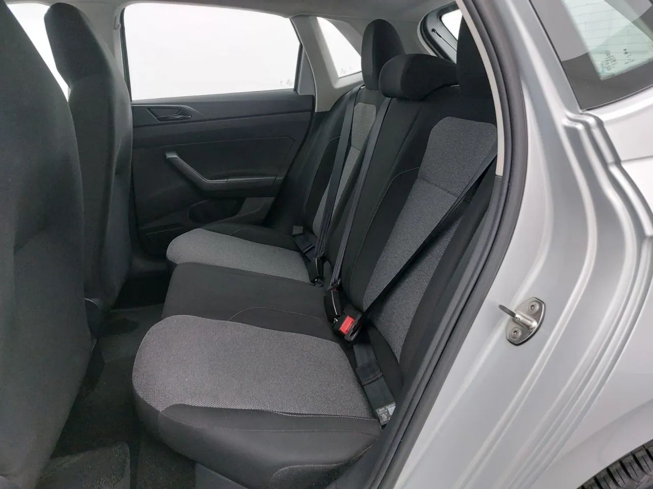 Volkswagen Polo 1.0 MPI Flex 12V 5p, foto 17 de 18