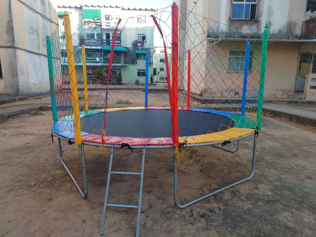 VENDO PULA-PULA (CAMA ELÁSTICA) 3.10 MTS