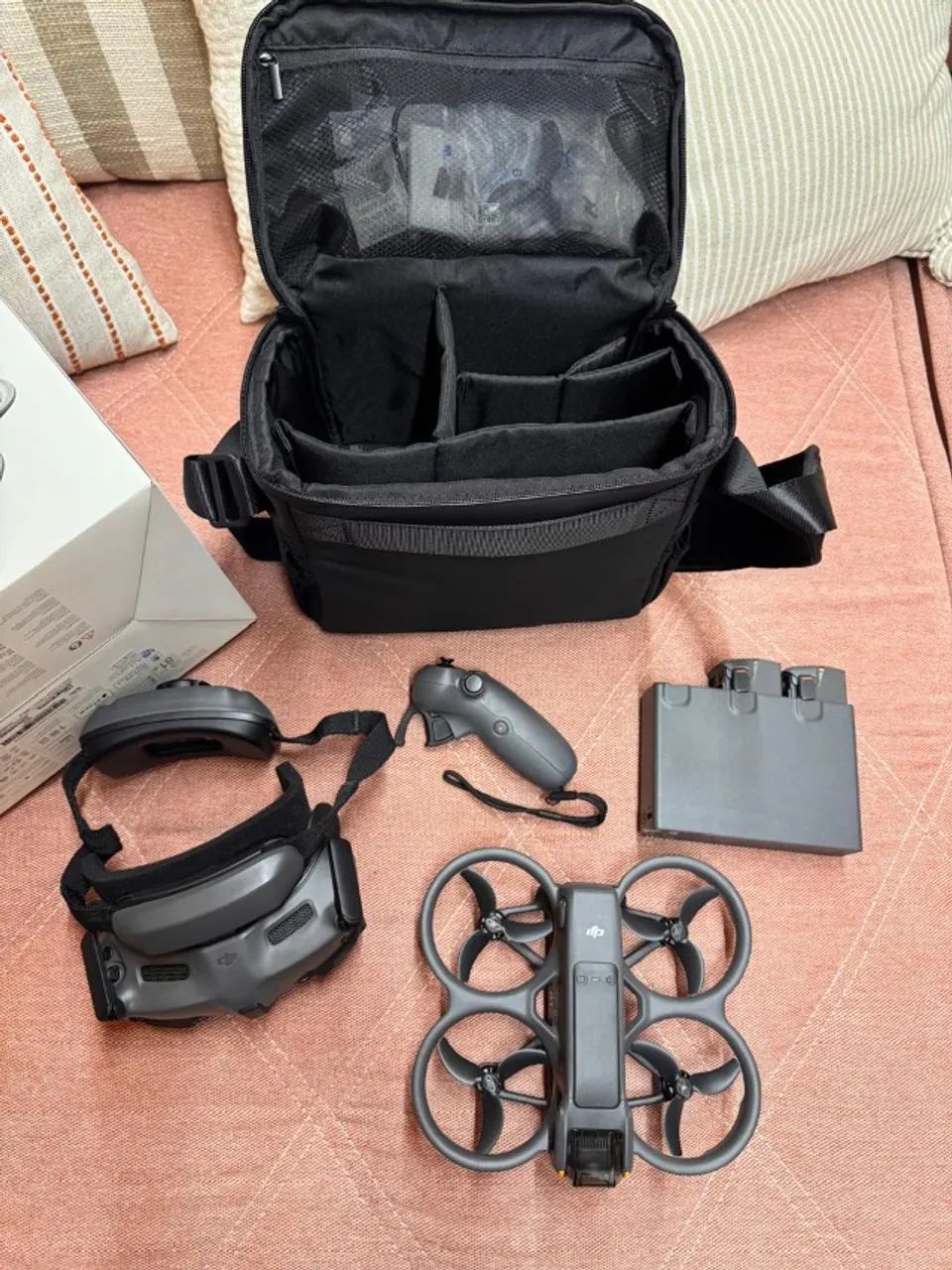 Drone DJI Avata 2 Fly More Combo - 3 baterias | Novo, sem uso - Foto 4