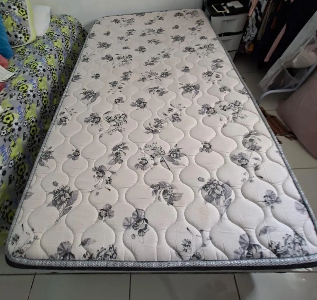 Cama de Viúva (Base e Colchão) - Foto 2