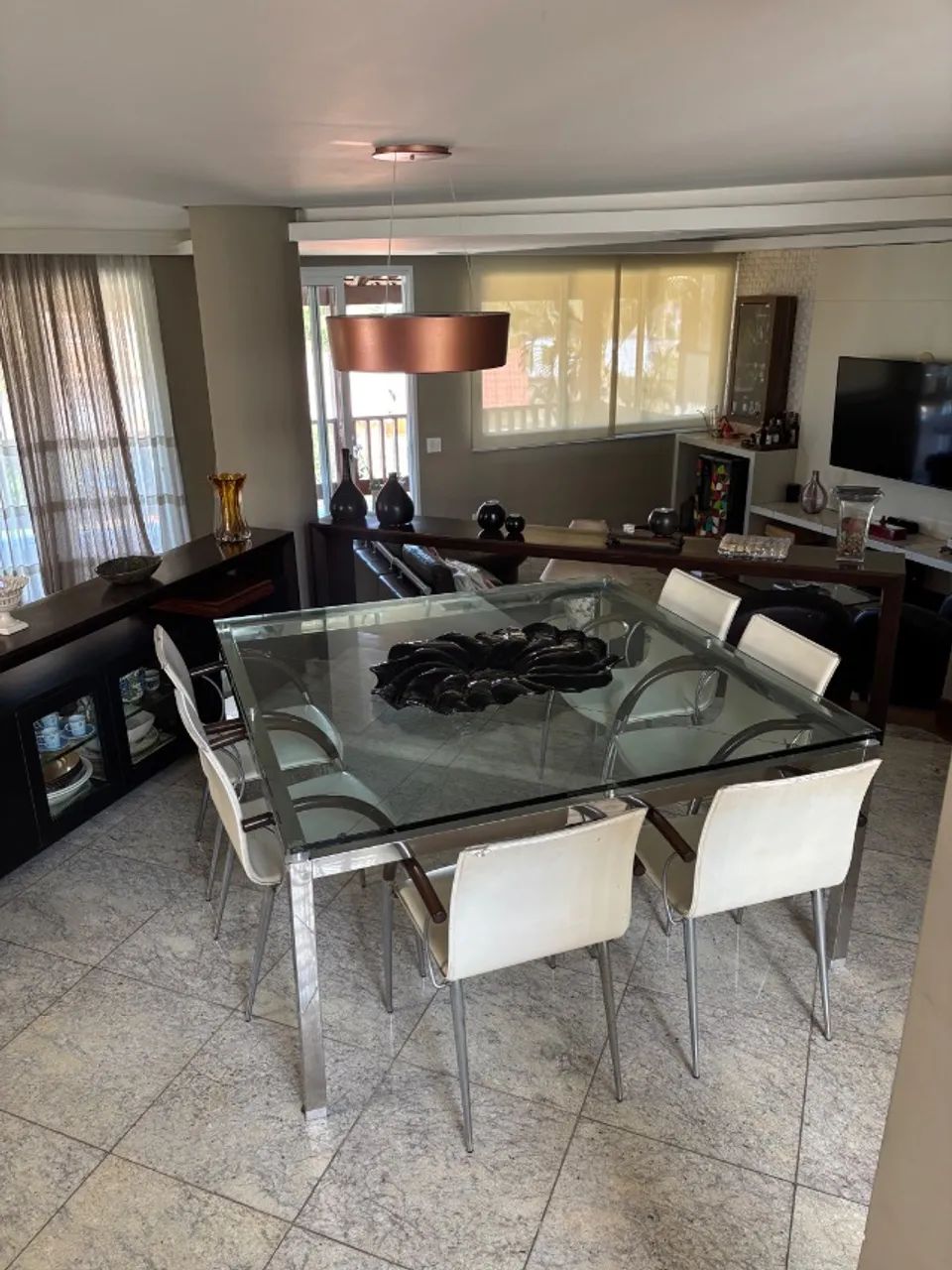 Mesa de Vidro quadrada 8 lugares pés de inox