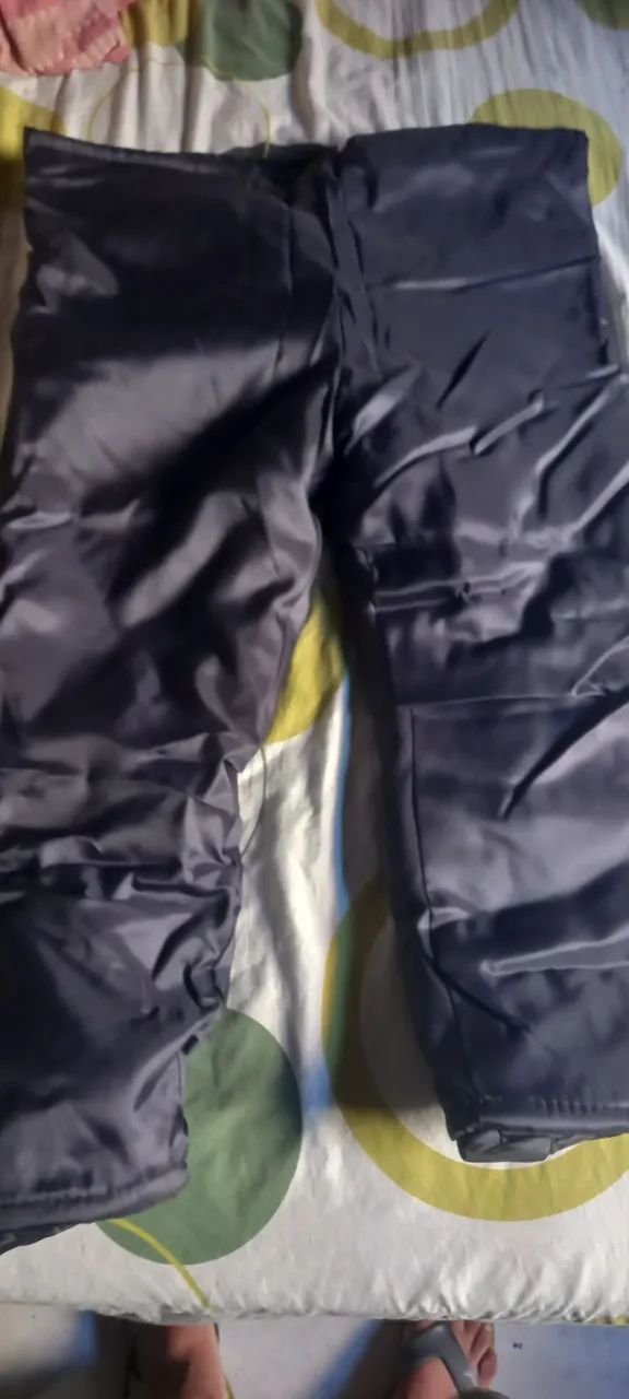 Vende se japona completa com calça nova nunca usada  - Foto 4