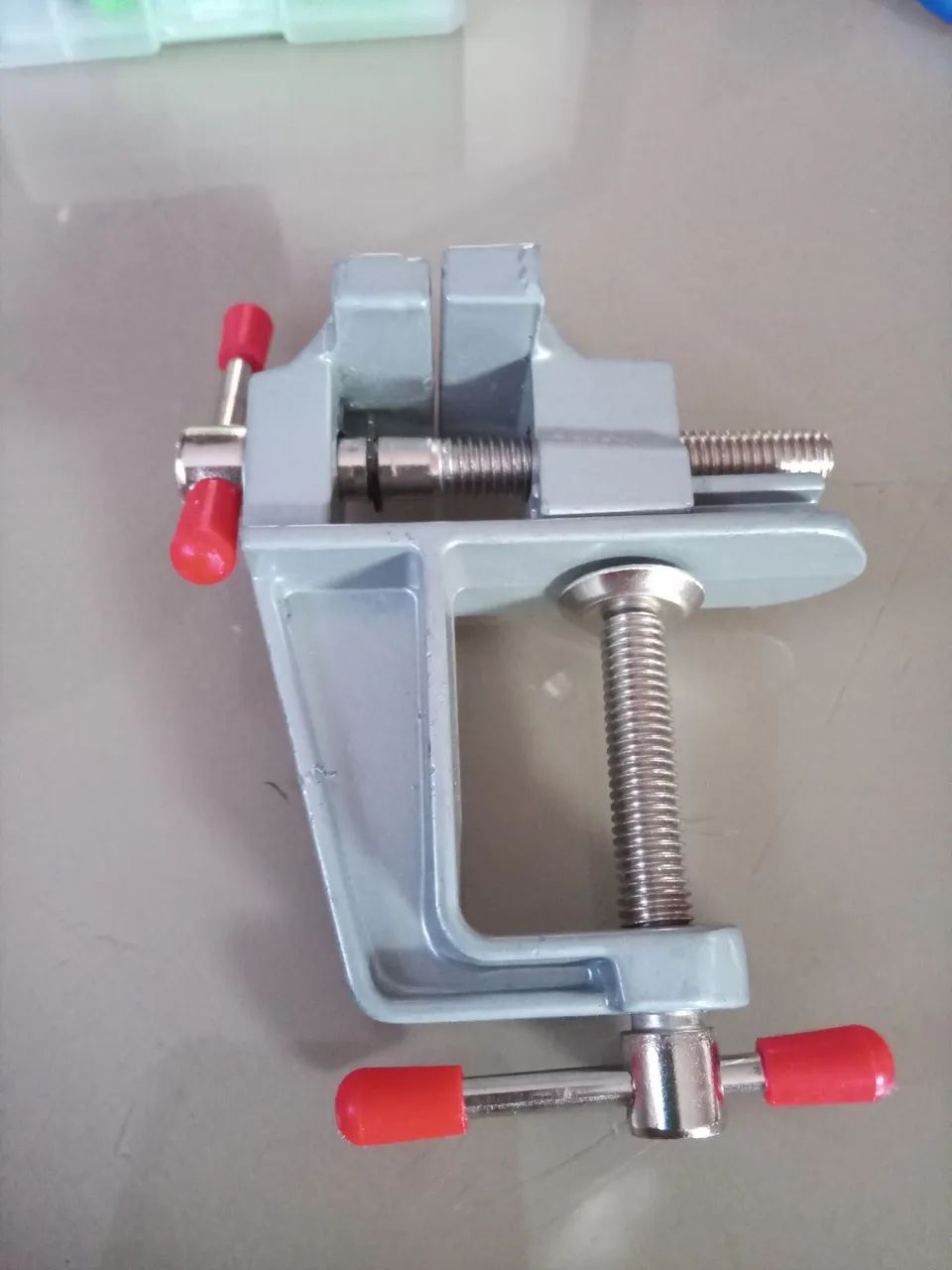 Mini torno de bancada