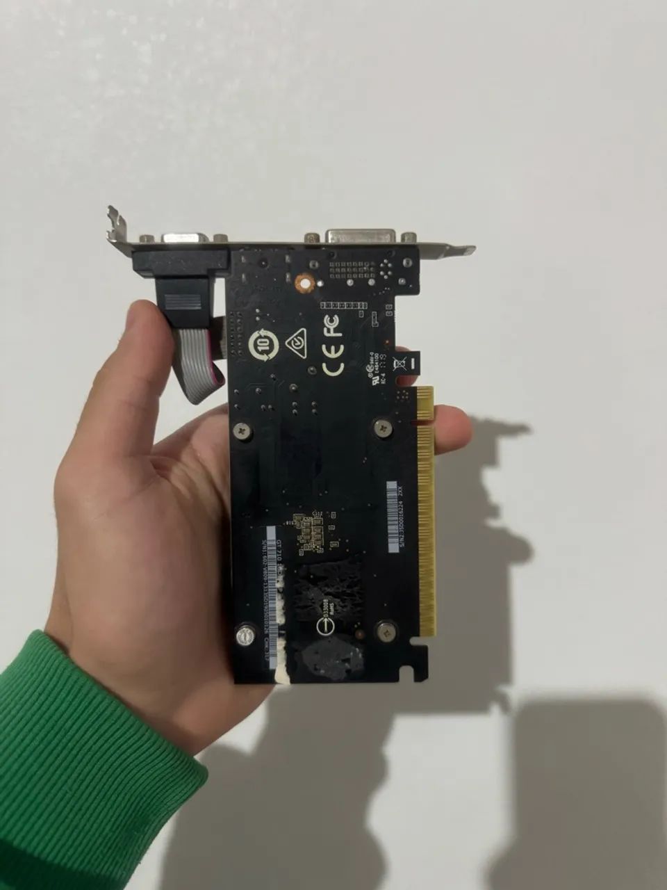 RTX GT 710 MSI  - Foto 2