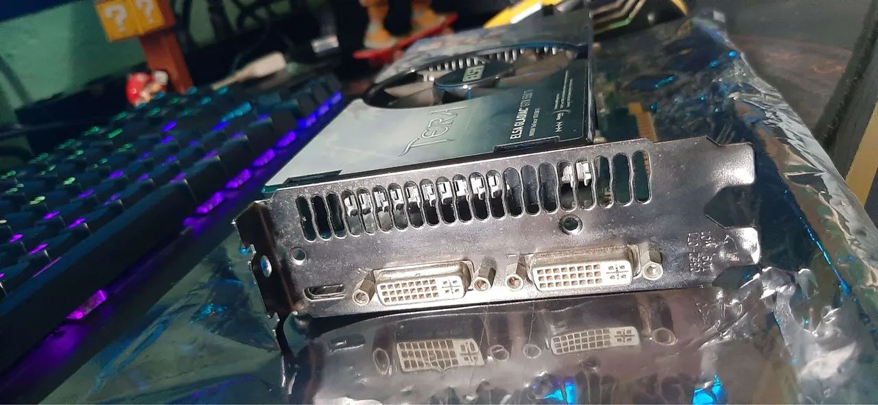 GTX 550Ti ELSA GLADIAC - Foto 3