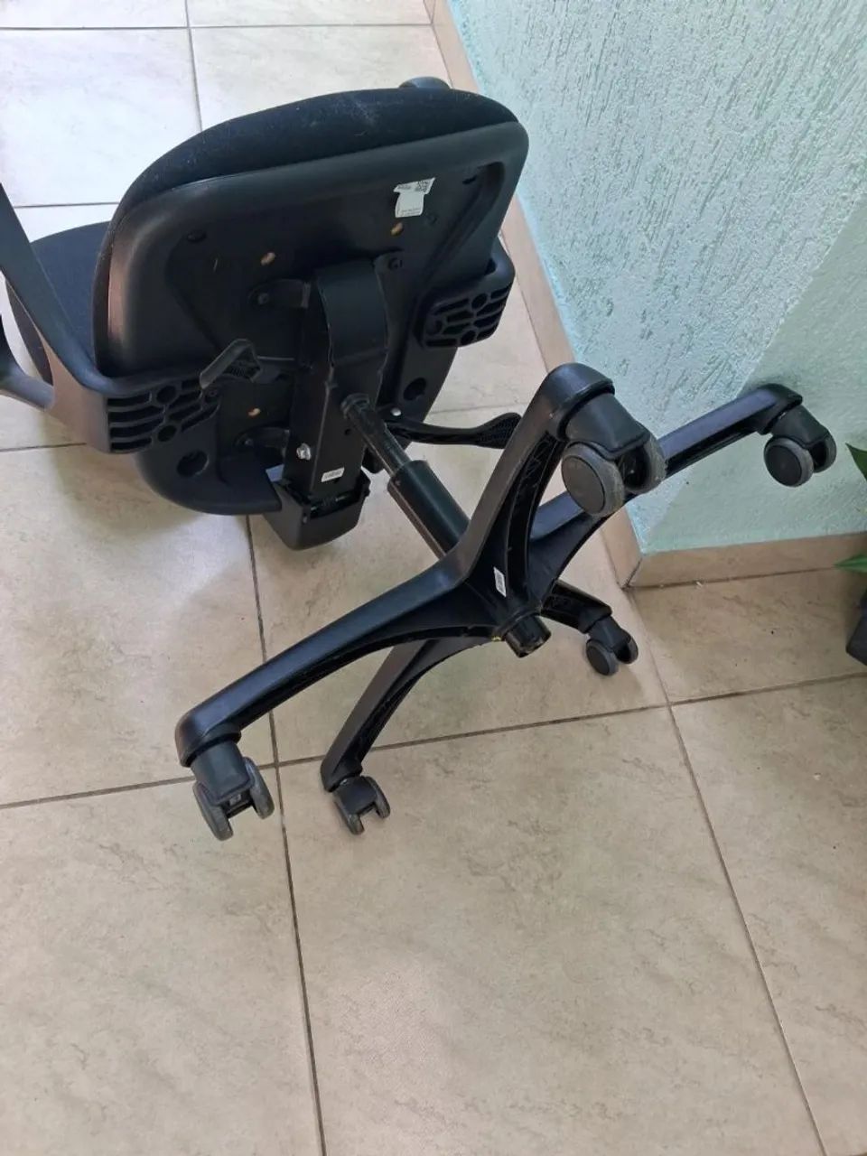 CADEIRA ERGONÔMICA FLEXFORM UNI ALL BLACK - NR-17 - Foto 4