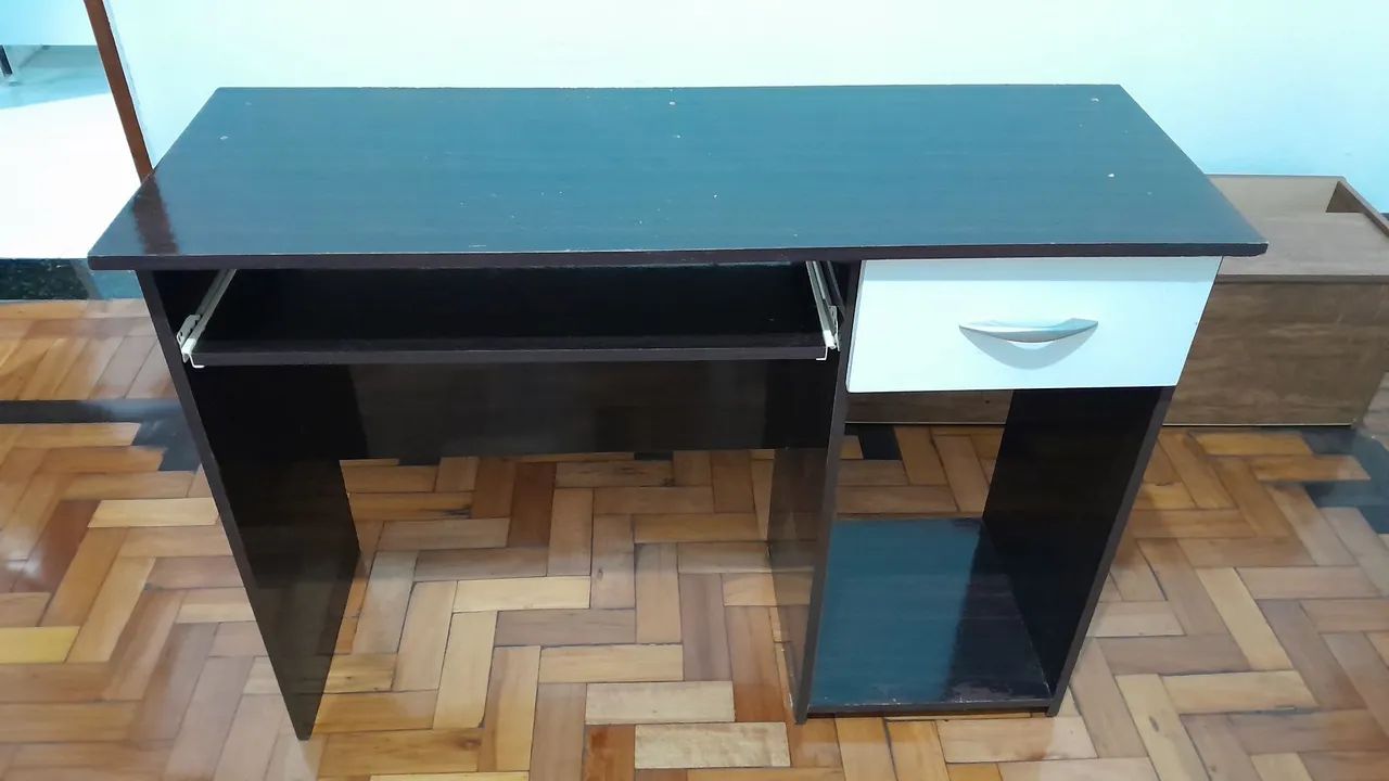 Mesa escrivaninha 
