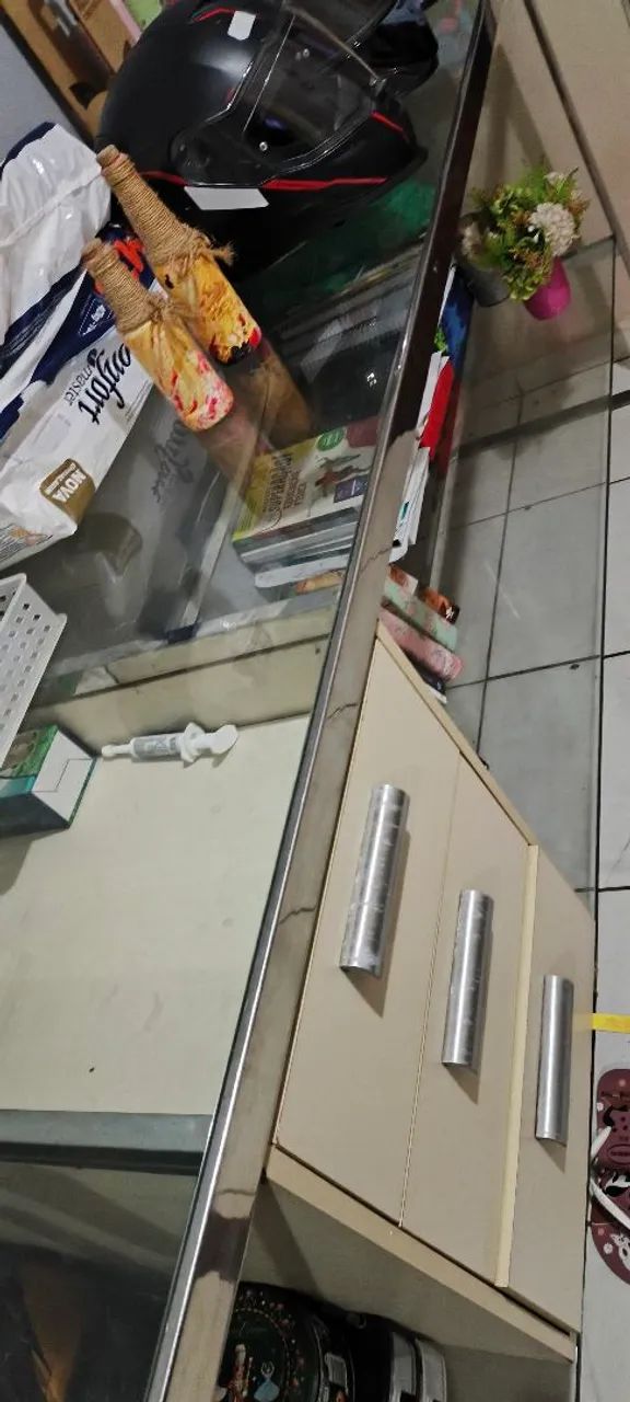 Móvel de vidro com estrutura de inox - Foto 3