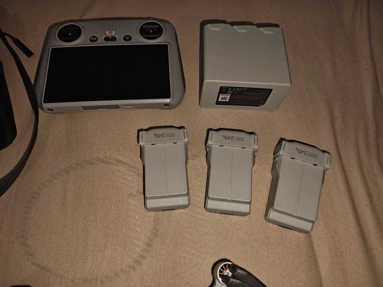 DJI Mini 3 + Combo - Foto 3