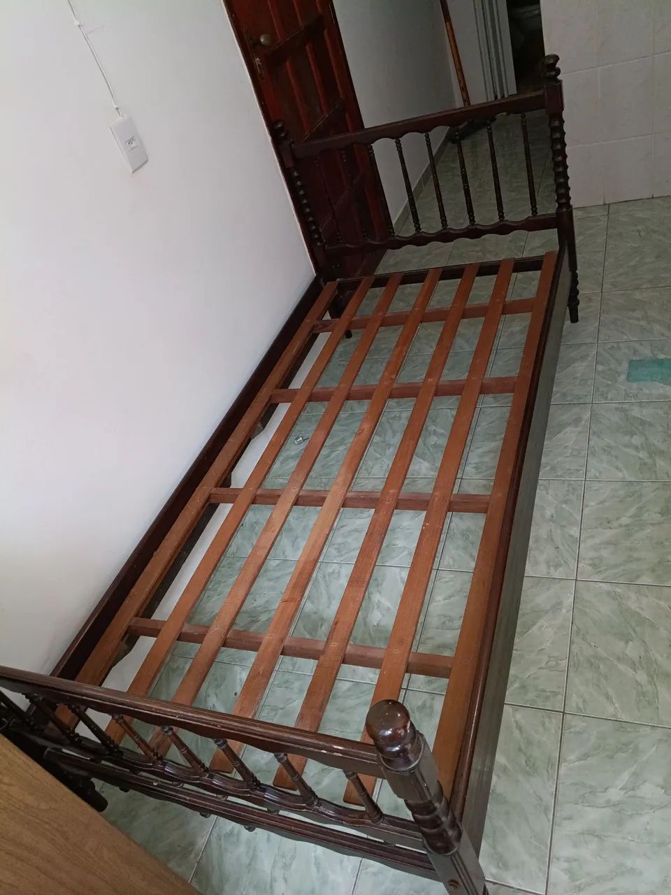 Cama de solteiro madeira maciça 65576112625154124