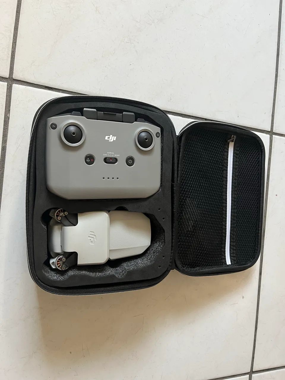 Drone DJI Mini 2 - Impecável + Controle + Hub de Carregamento Duplo