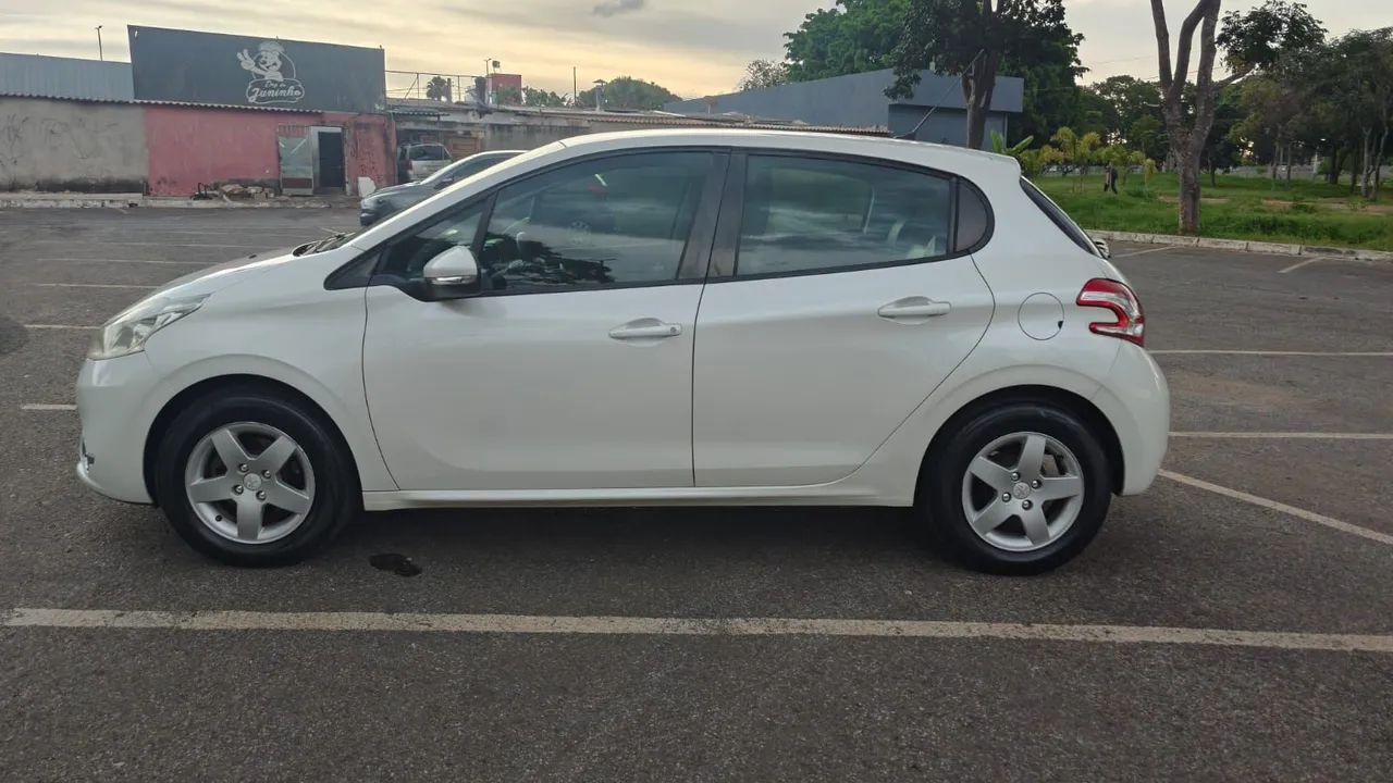 Peugeot 208 Active/active Pack 1.5 Flex 8V 5P 2014 - Foto 3