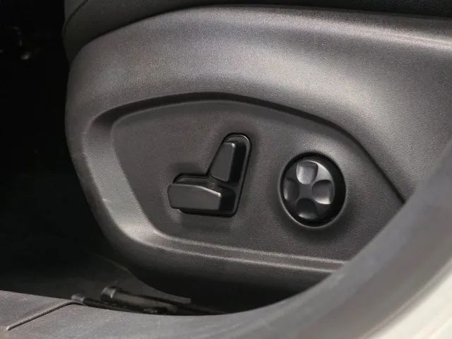 Jeep Commander Black Hurricane 2.0 4X4 TB AUT 2025 - Foto 2