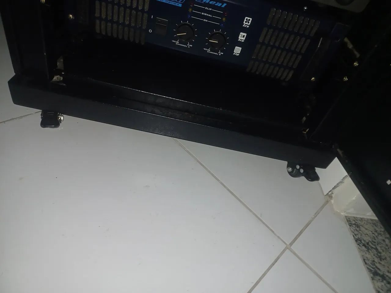 Rack de piso reforçado Protect 24U 19" - Foto 5