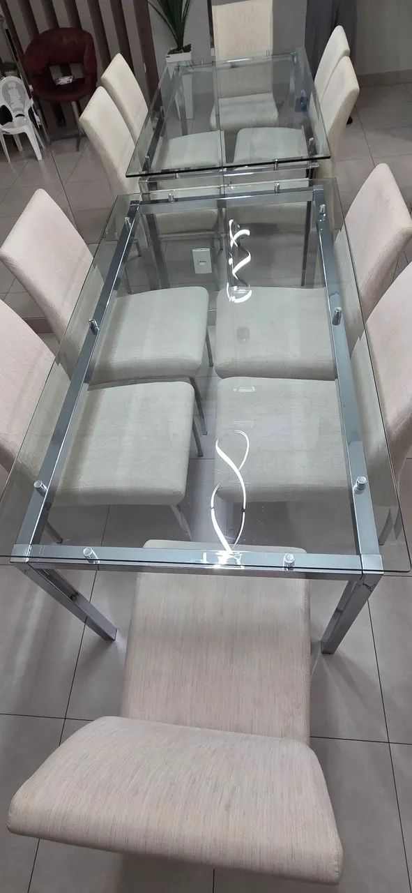 Vendo mesa de jantar com 6 cadeiras - Foto 2