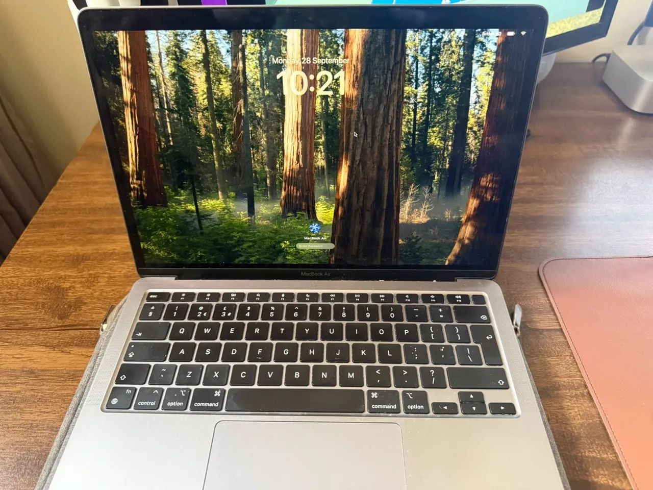 MacBook Air M1 2020 - Foto 2