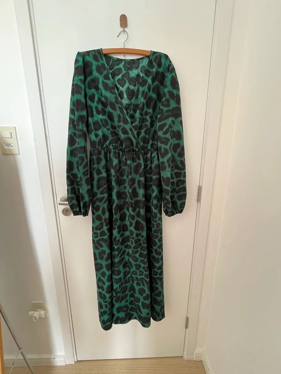 VESTIDO LONGO VERDE - Foto 2