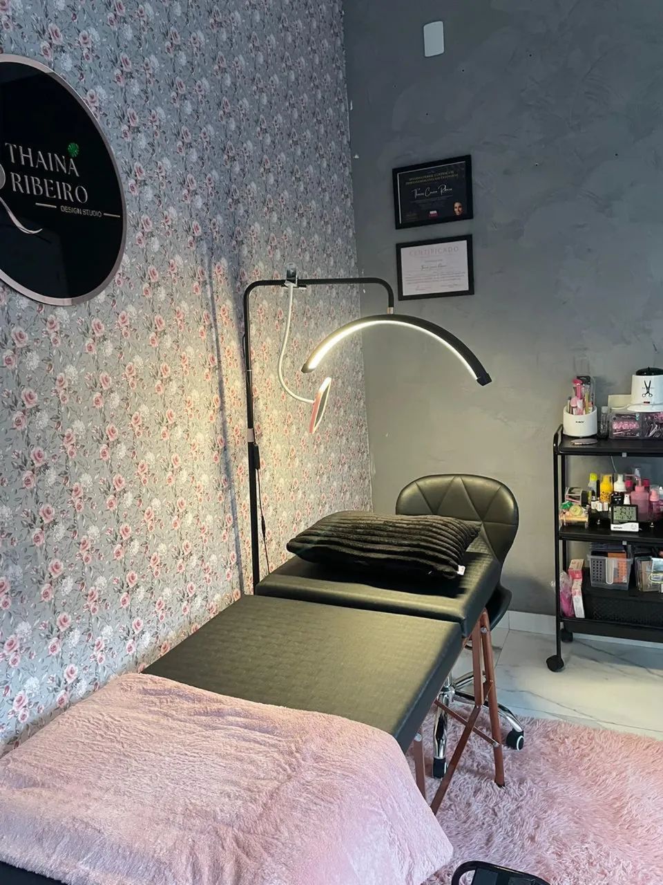 Maca Profissional lash designer e designer de sobrancelhas 