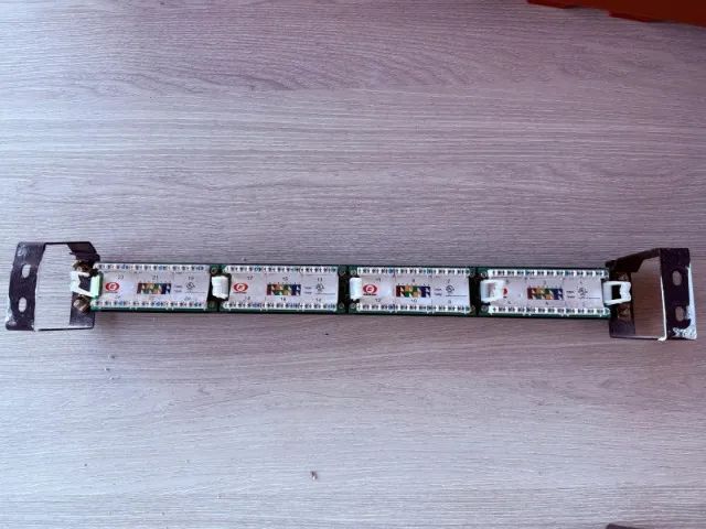 VENDO PATCH PANEL FURUKAWA CAT 5 24 PORTAS  - Foto 2