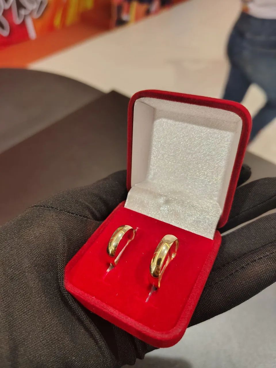 1 par de aliança ouro 18k 