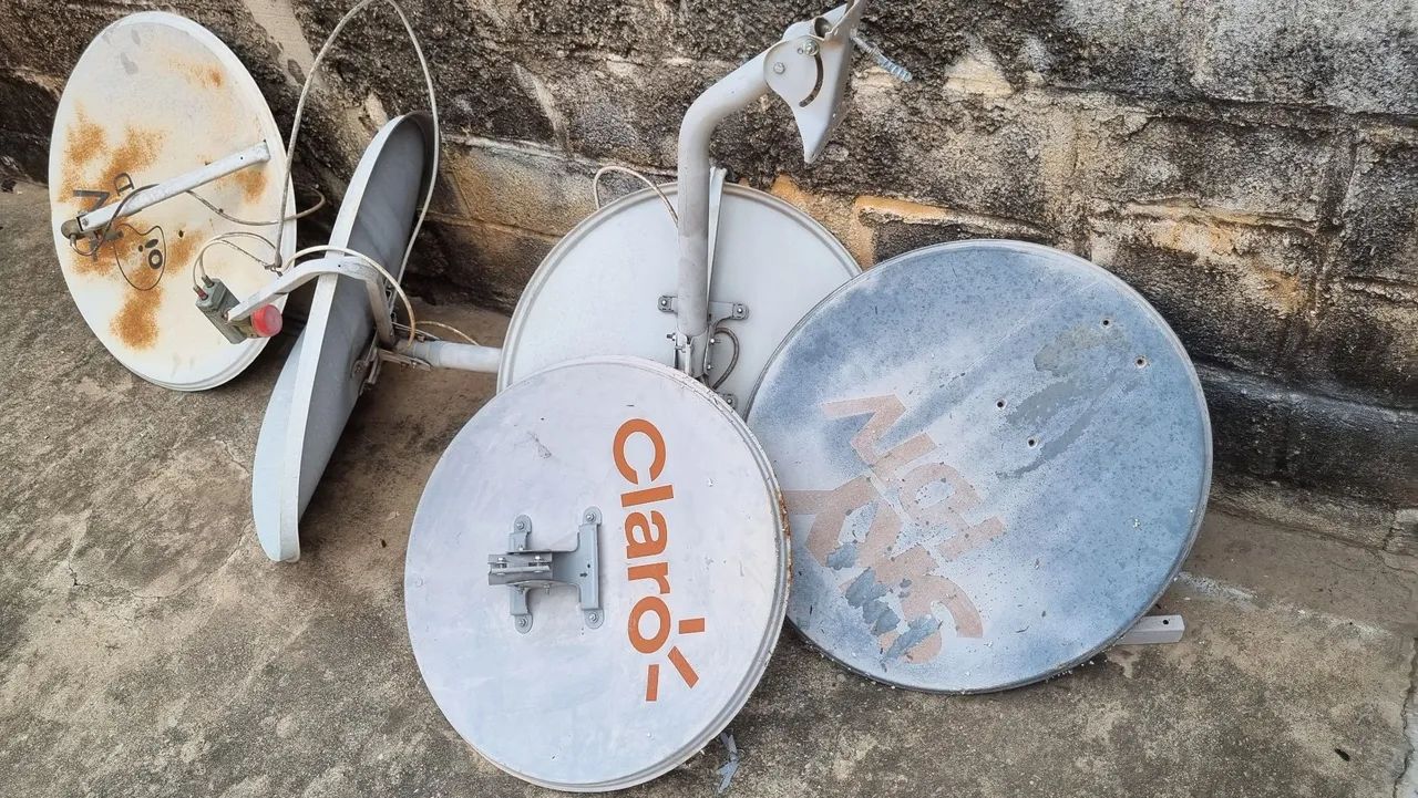 Vendo Antenas Sky e OI R$ 100,00 - Foto 2