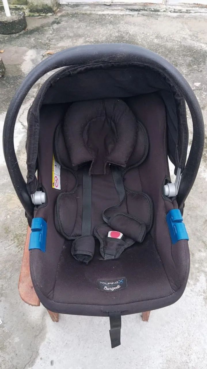 Bebê conforto Burigotto+ colchão redutor Preto - Foto 4
