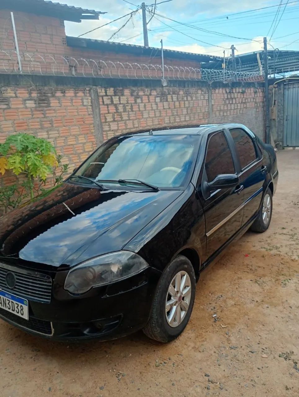 Fiat Siena ELX 1.4 MPI Fire Flex 8V 4P 2010 - Foto 2