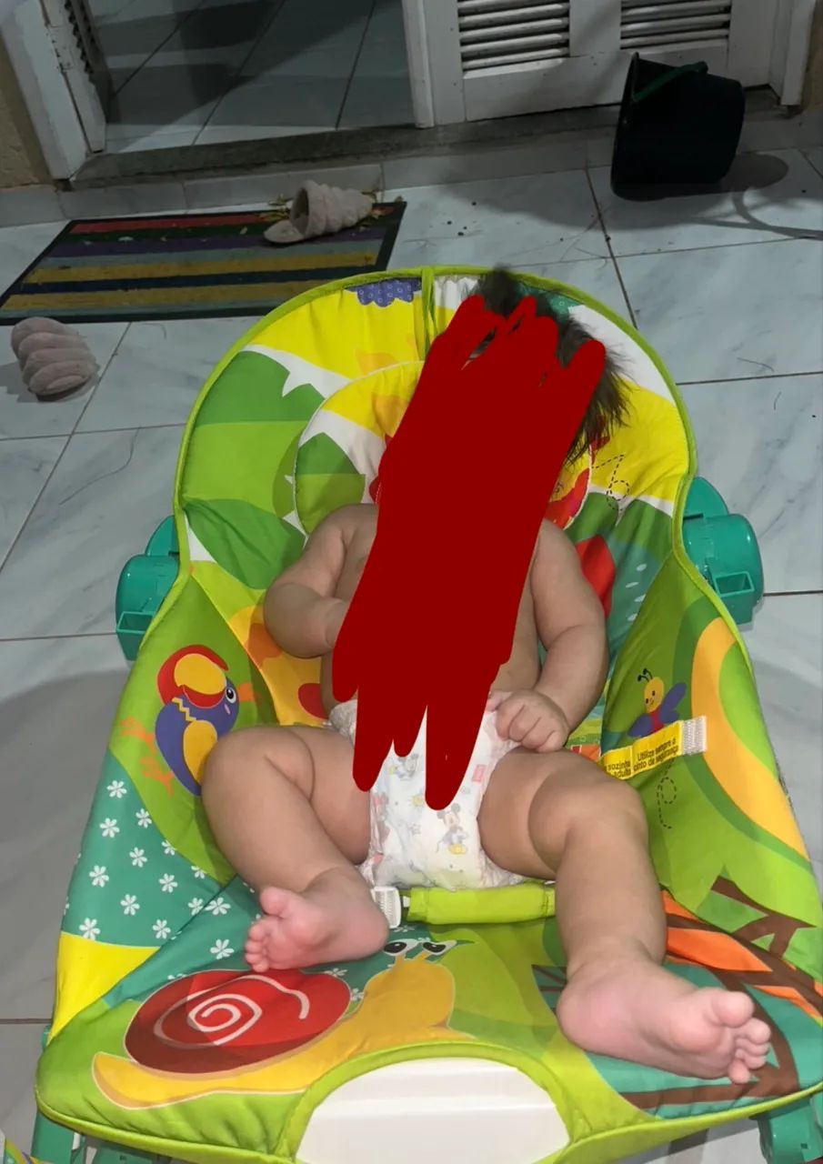 Cadeirinha bebê interativa 