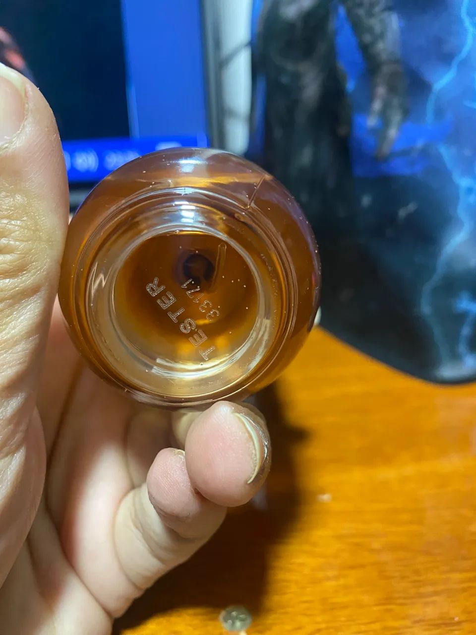 Perfume 212 elixir novo não contém a caixa  - Foto 3