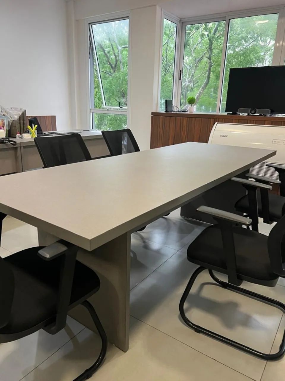Rectangular Meeting Table465523842094868481