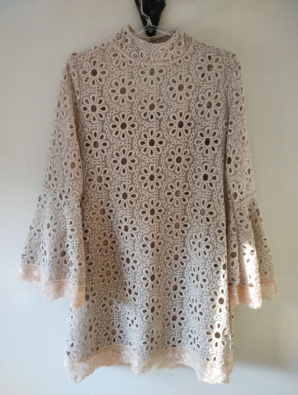 Vestido de renda