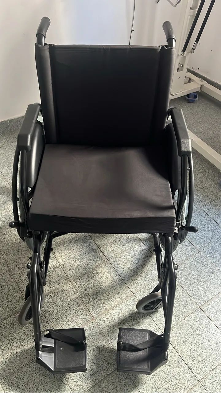 Cadeira de rodas  - Foto 4
