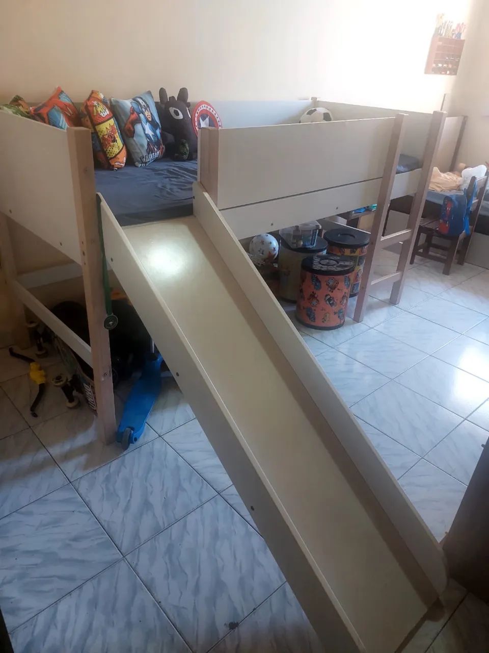 Cama infantil c/escorregador