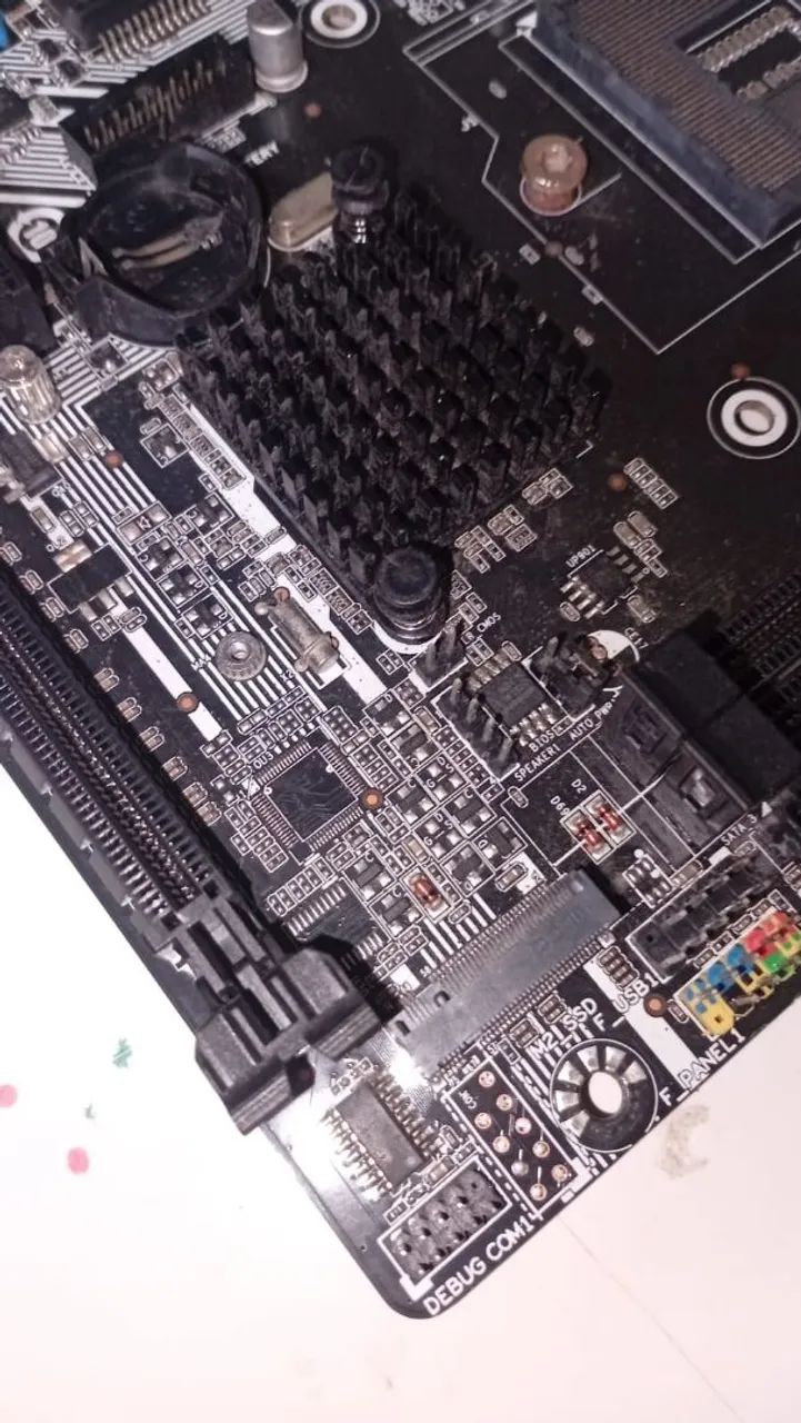 Placa mãe LGA 1155 H61 com RESALVAS !! - Foto 3