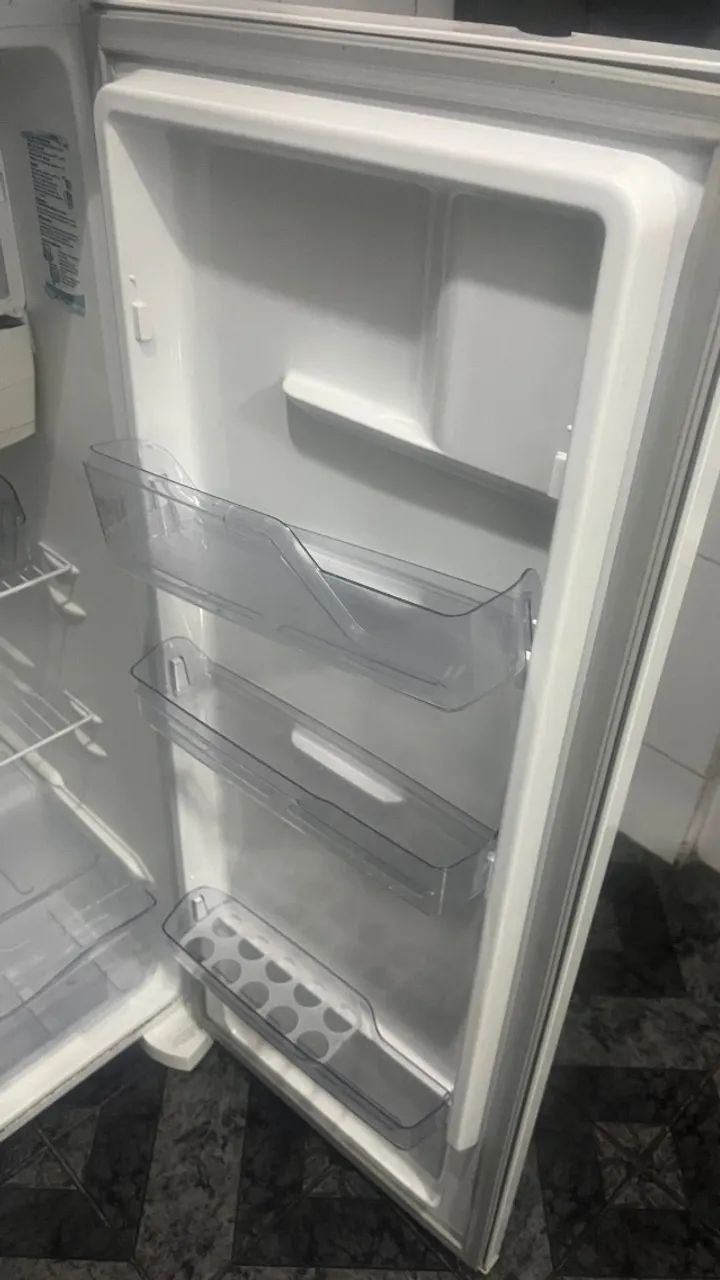 Geladeira electrolux - Foto 2
