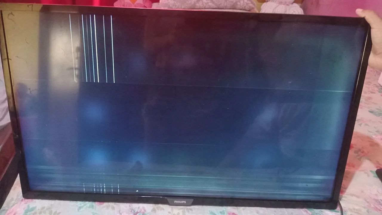 Tv philips 32 polegadas para retirada de peças 