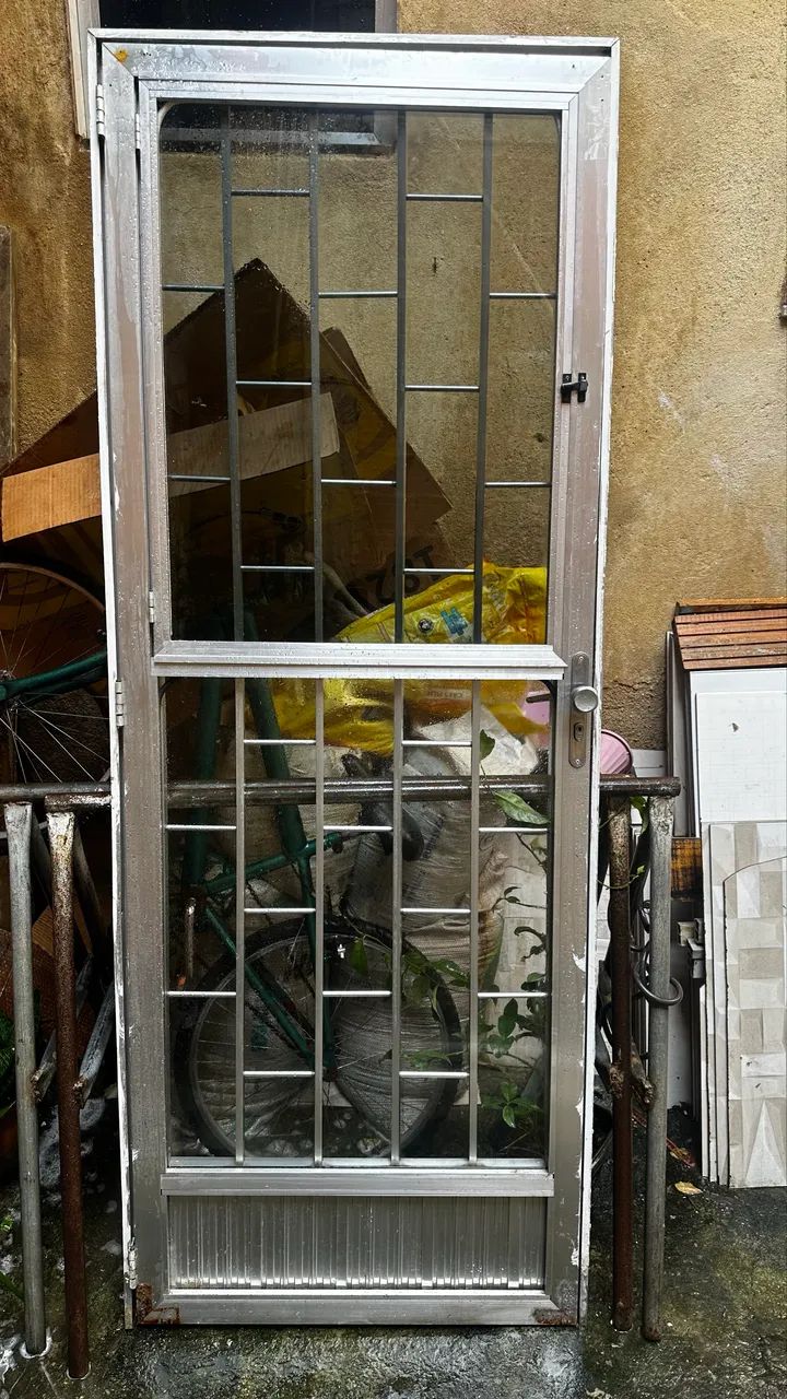 Porta de Alumínio 2,10 x 0,80 - Foto 4