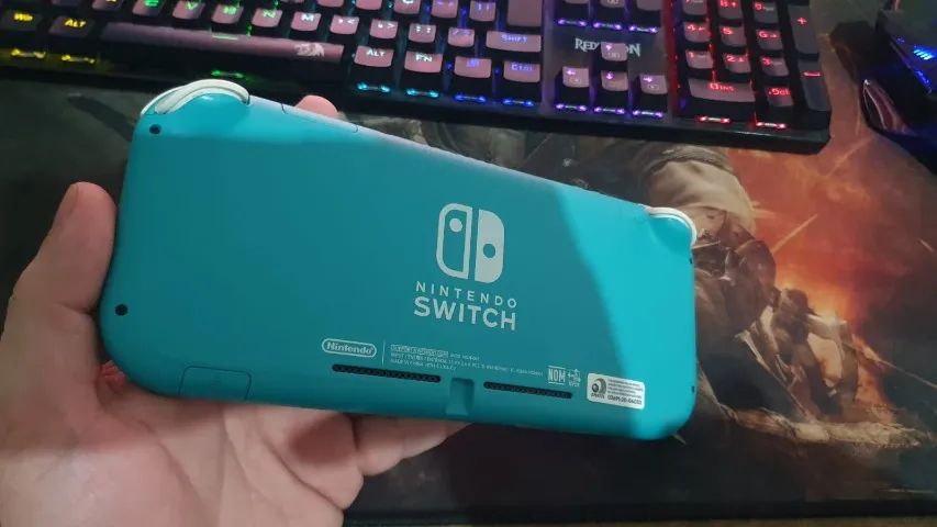 Nintendo Switch Lite (Pala) - Foto 4