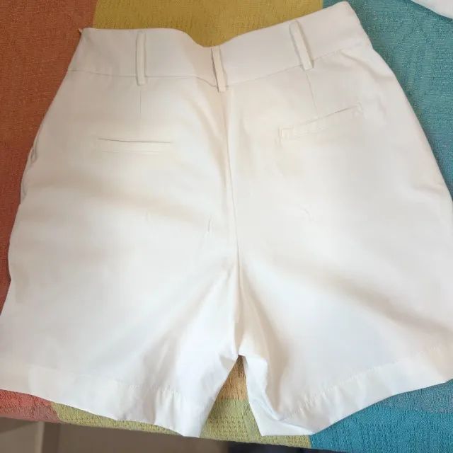 Short alfaitaria branco