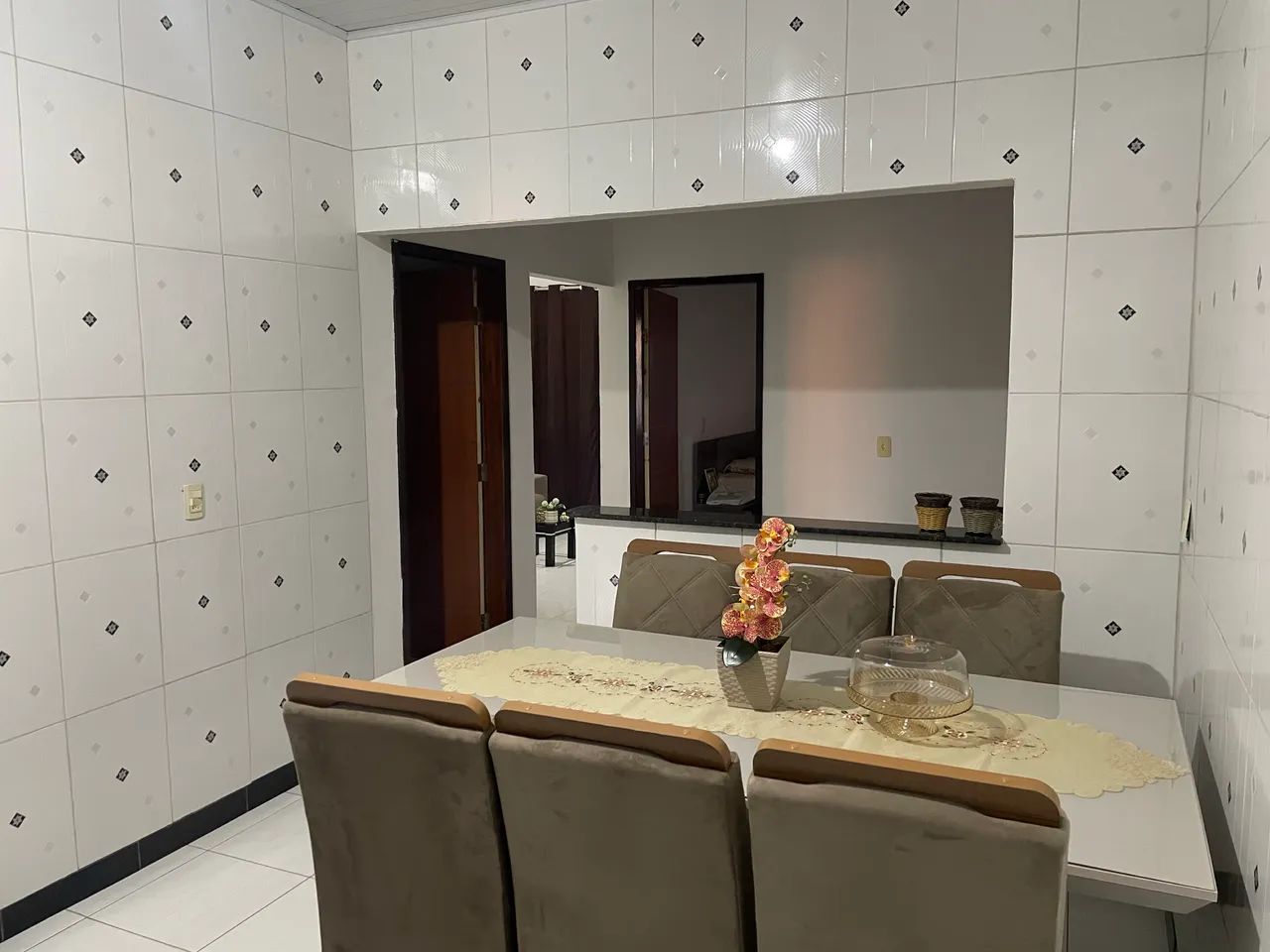CASA À VENDA - ESPAÇO, CONFORTO E MUITAS POSSIBILIDADES