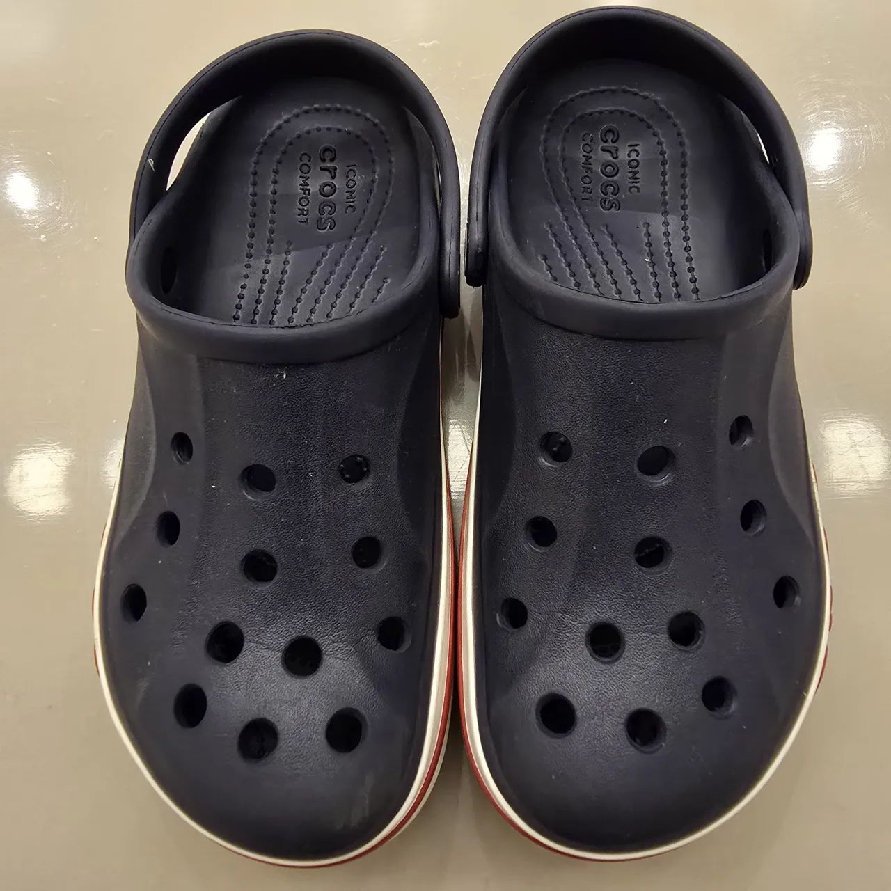 Crocs 