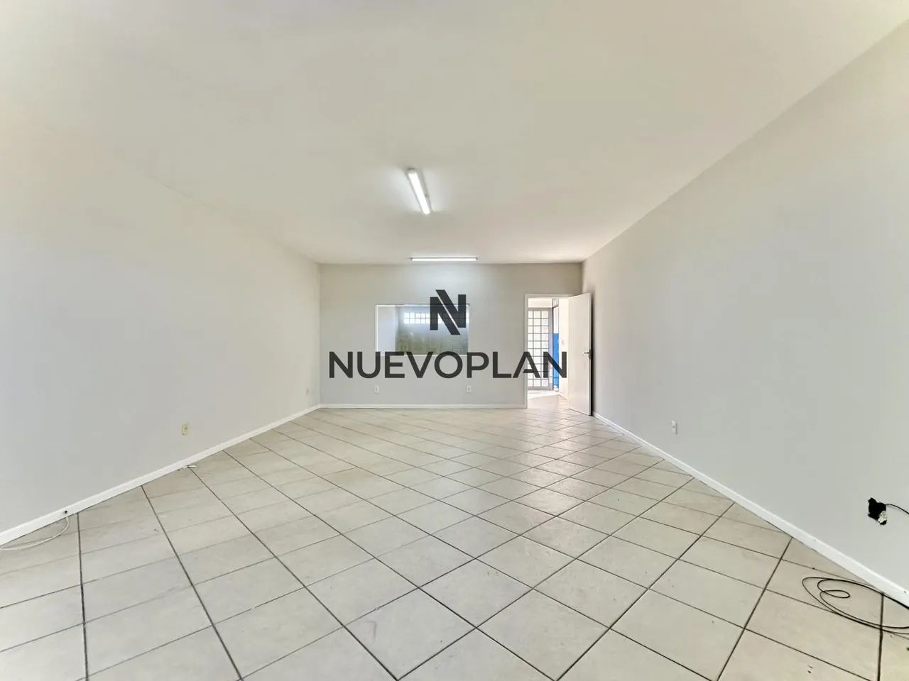 Sala Comercial para Venda em Curitiba, Santa Cândida, 1 banheiro, 3 vagas - Foto 5