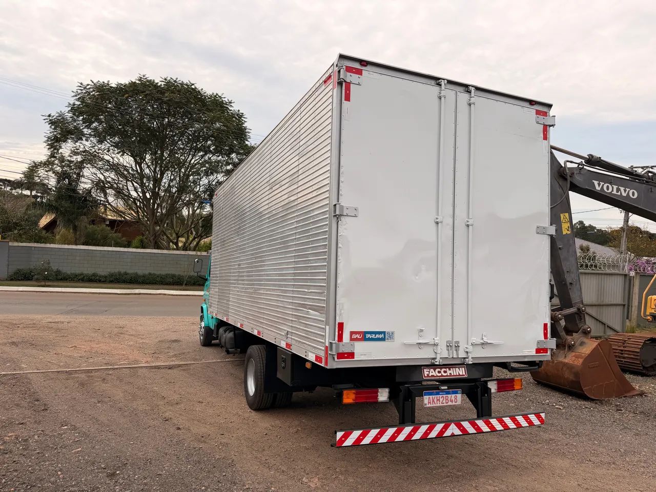 Mb 710 plus baú  - Foto 4