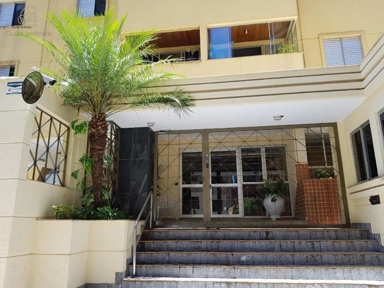 Apartamento à venda em Londrina, Centro, com 3 quartos, com 81.06 m², Edifício Residencial - Foto 2
