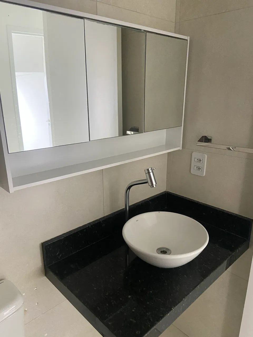 APARTAMENTO NA MADALENA - 2 QUARTOS, SUÍTE E GARAGEM