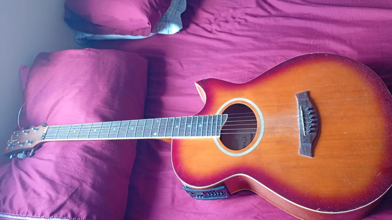 Vendo violão elétrico  - Foto 2