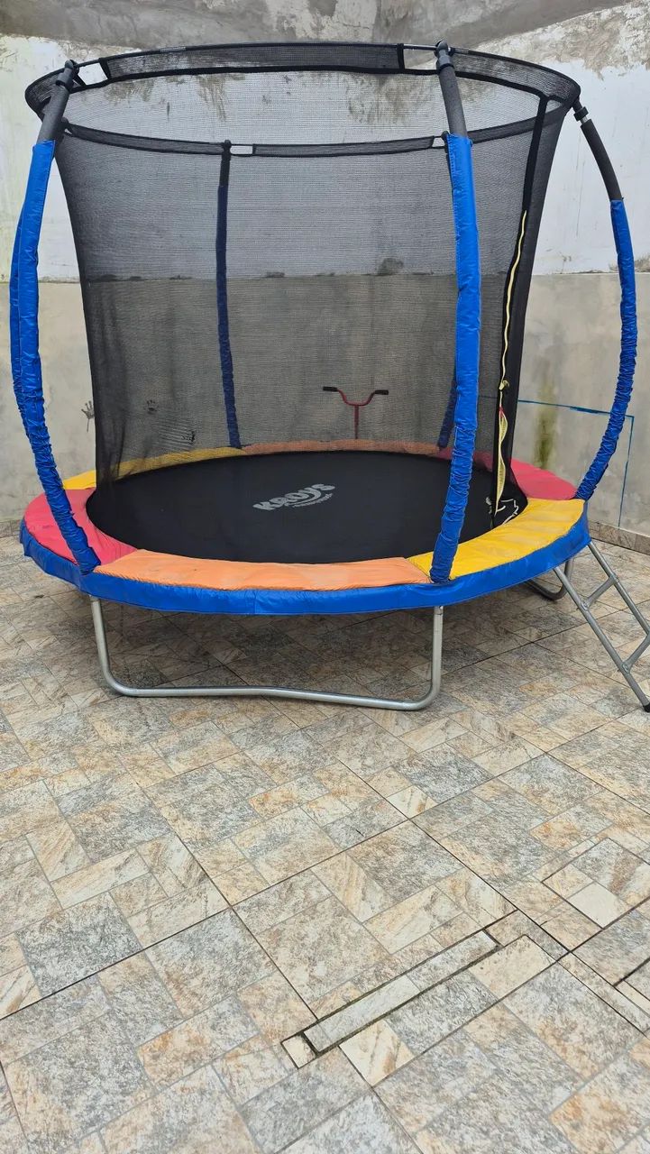 Cama elástica, pula pula 150kg.